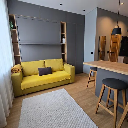 Near Airport, Free Parking Apartment Tallinn